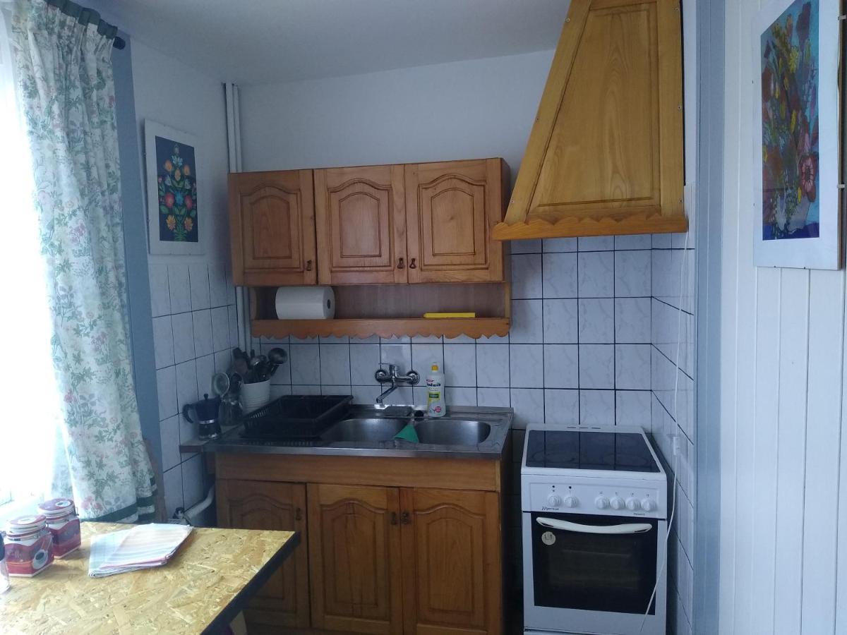 Pokoje Goscinne U Eli Swinemünde Exterior foto