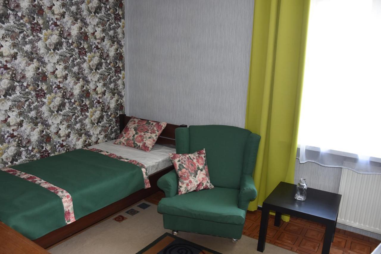 Pokoje Goscinne U Eli Swinemünde Exterior foto