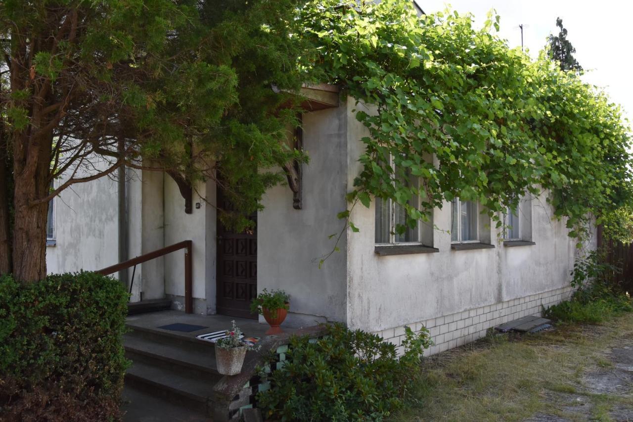 Pokoje Goscinne U Eli Swinemünde Exterior foto